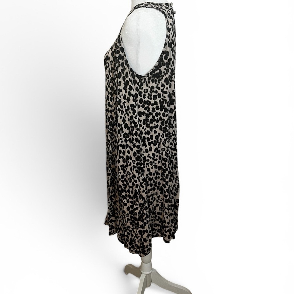 torrid Black and Cream Leopard Print Sleeveless Swing Dress - Picture 3 of 5